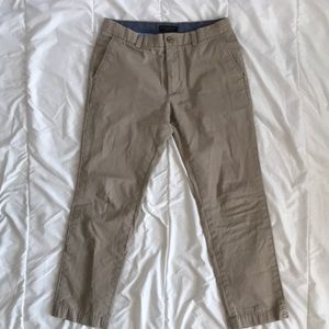 Banana Republic Aiden Chino Size 31x30 Men’s Khaki pants